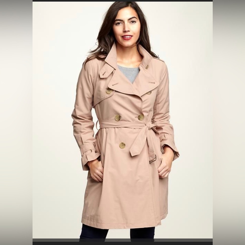 EUC Pale Pink Gap Trench Coat size Small